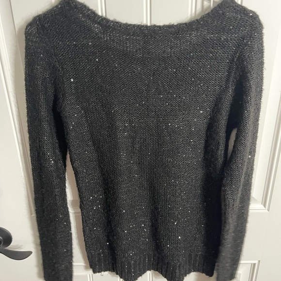 Sweater - Picture 3 of 3